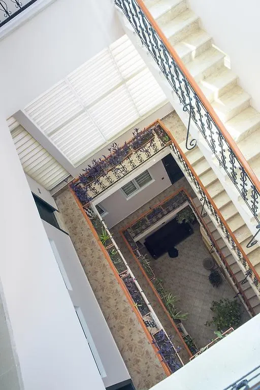 City Walls Hotel Baku 3*,